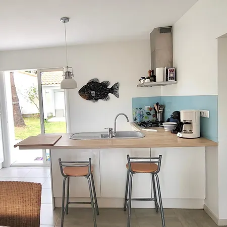 Holiday home Maison Renovee 2 Chambres, Jardin Clos, A 600m De La - Wifi - Fr-1-231-339 Bretignolles-sur-Mer