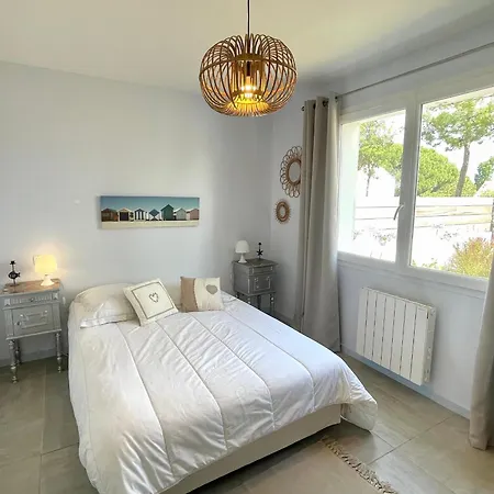 Maison Renovee 2 Chambres, Jardin Clos, A 600m De La - Wifi - Fr-1-231-339 * Brétignolles-sur-Mer